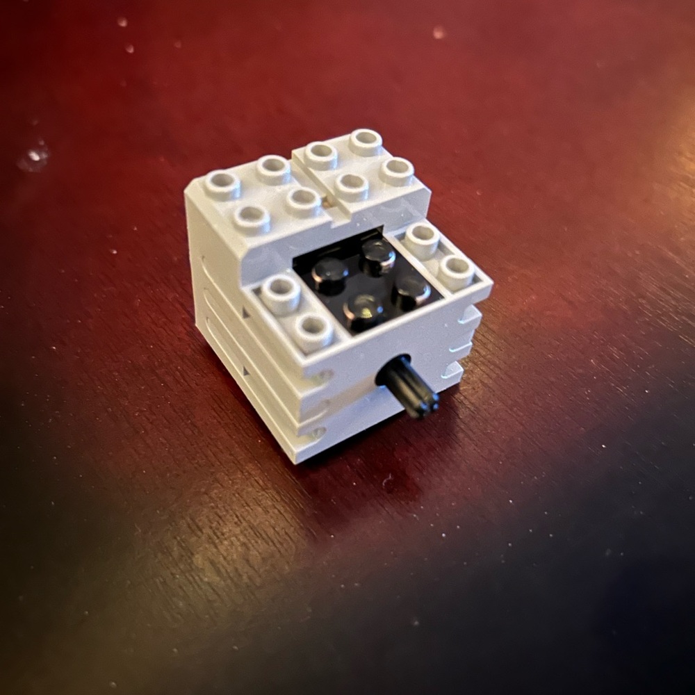 Lego Light Gray Small Technic Motor 4176779